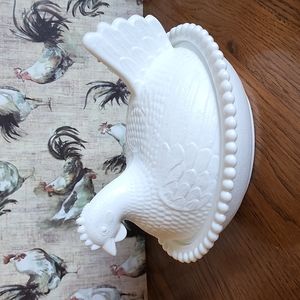 White Indiana glass  Nesting Hen